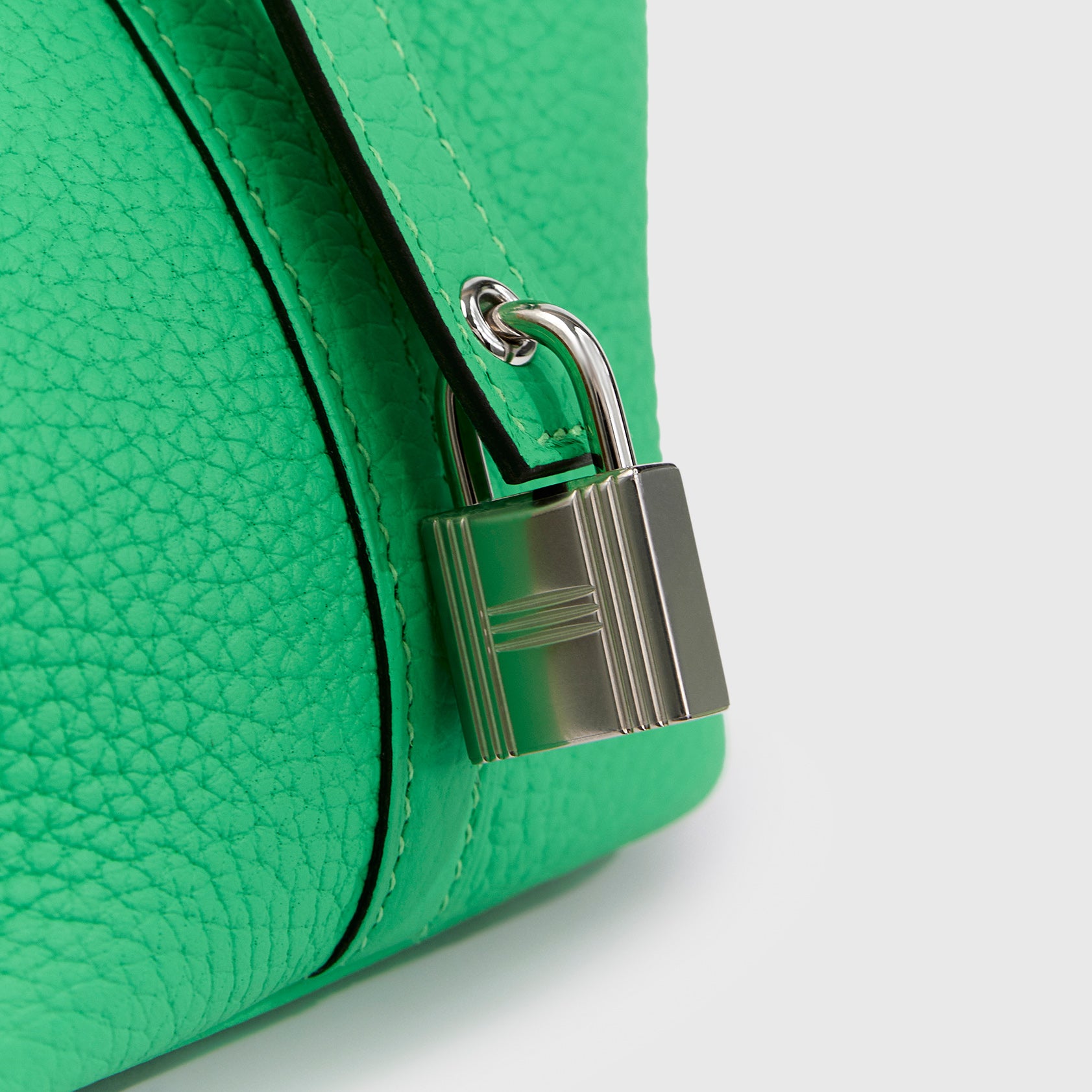 Hermès s Picotin Touch 18 Croc Vert ComicPalladium Hardware