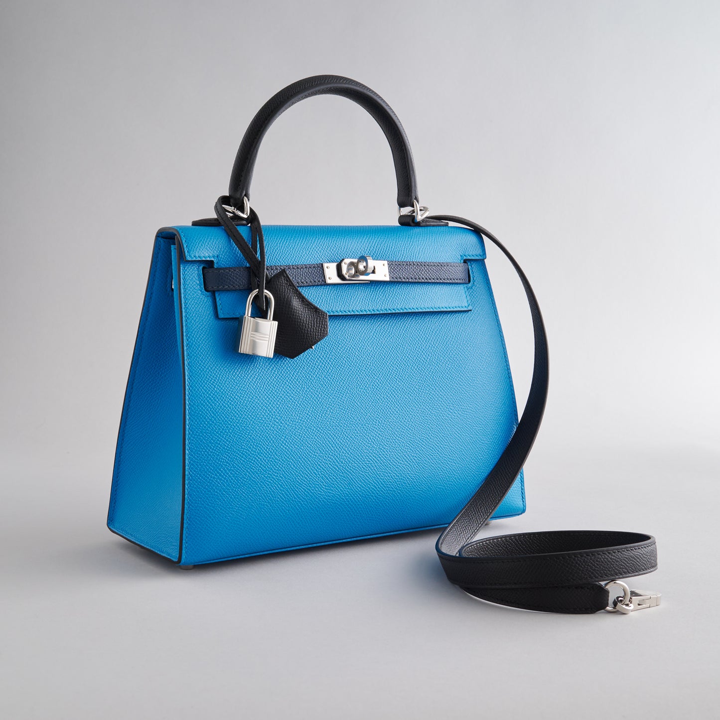 Hermès Kelly 25 Epsom Blue Zanzibar/Blue de Prusse/Black Sellier Palladium Hardware