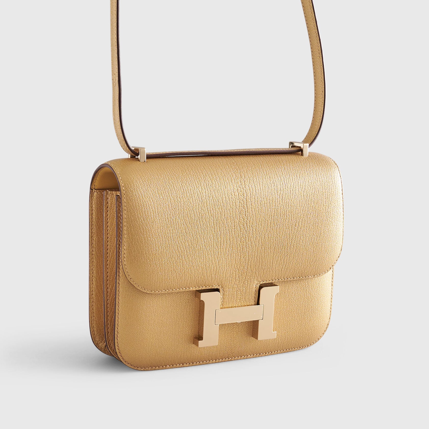 Hermès Constance 18 Chevre Metallic Dorè Permabrass Hardware