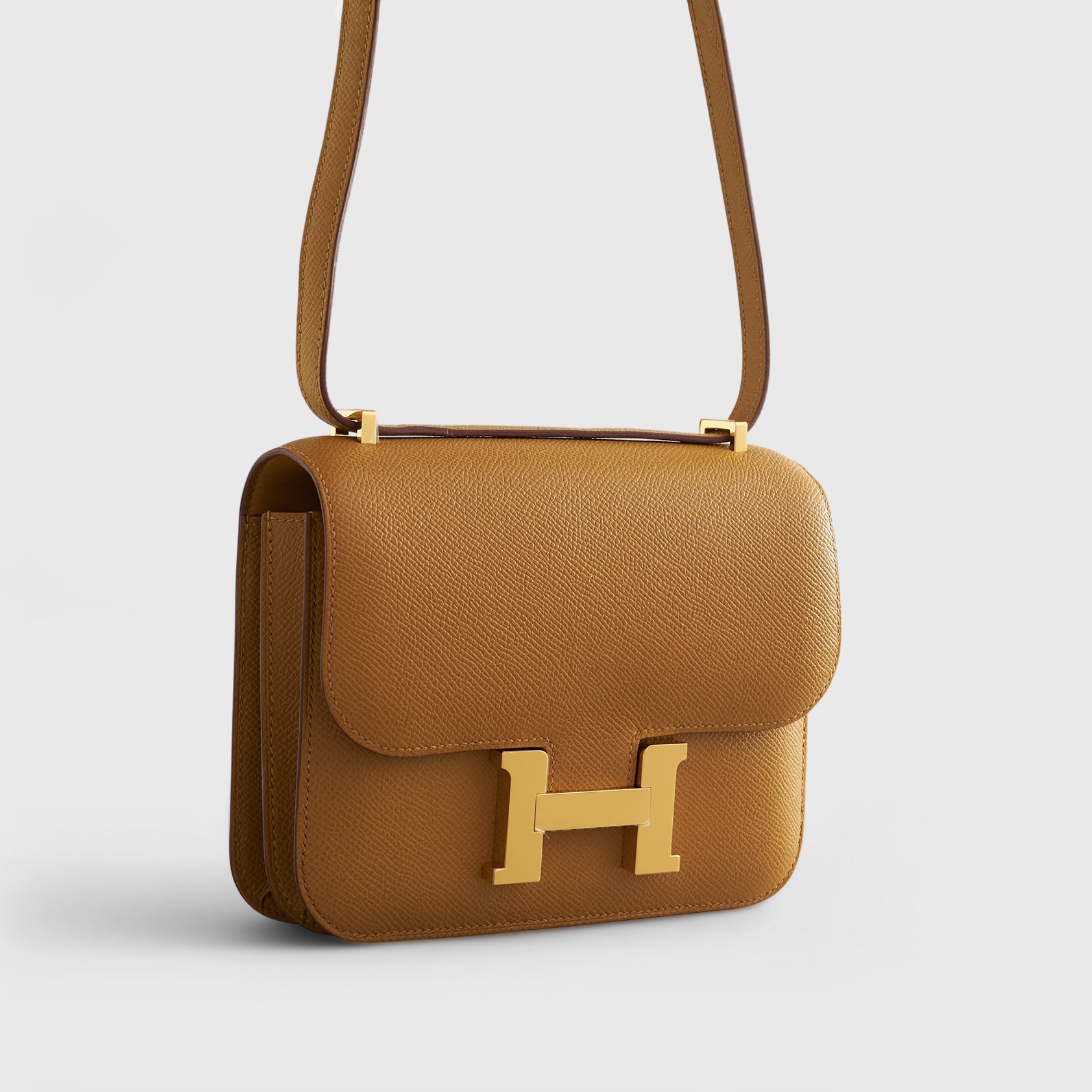 Hermès Constance 18 Epsom Sesame Gold Hardware