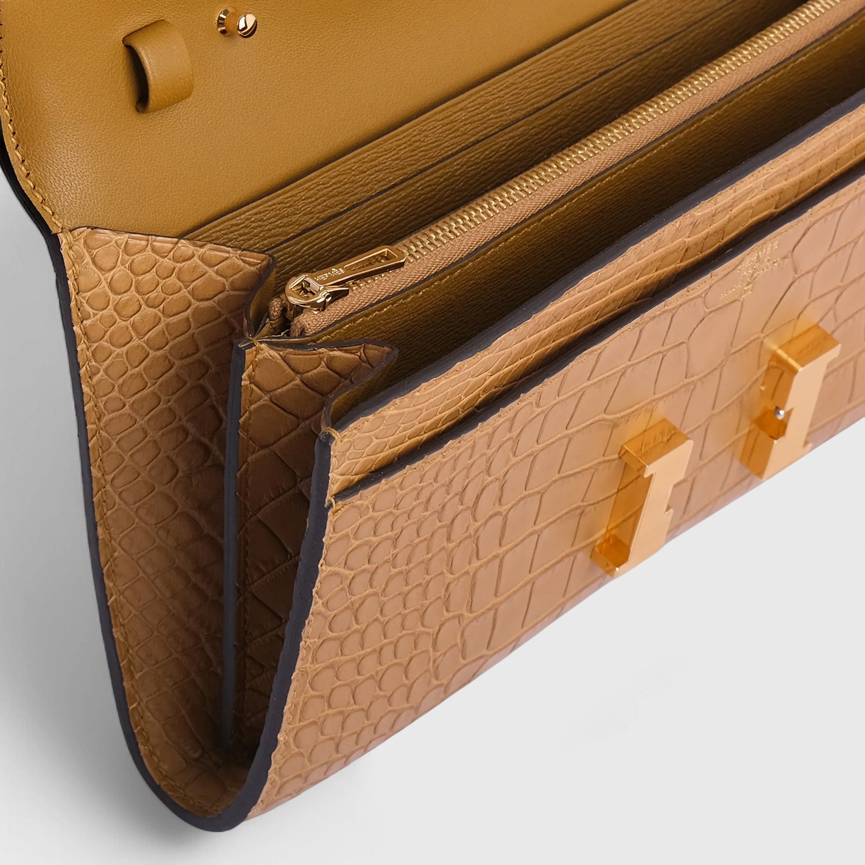 Hermès Constance Long To Go Wallet Alligator Matte Kraft Gold Hardware - eliteUSA