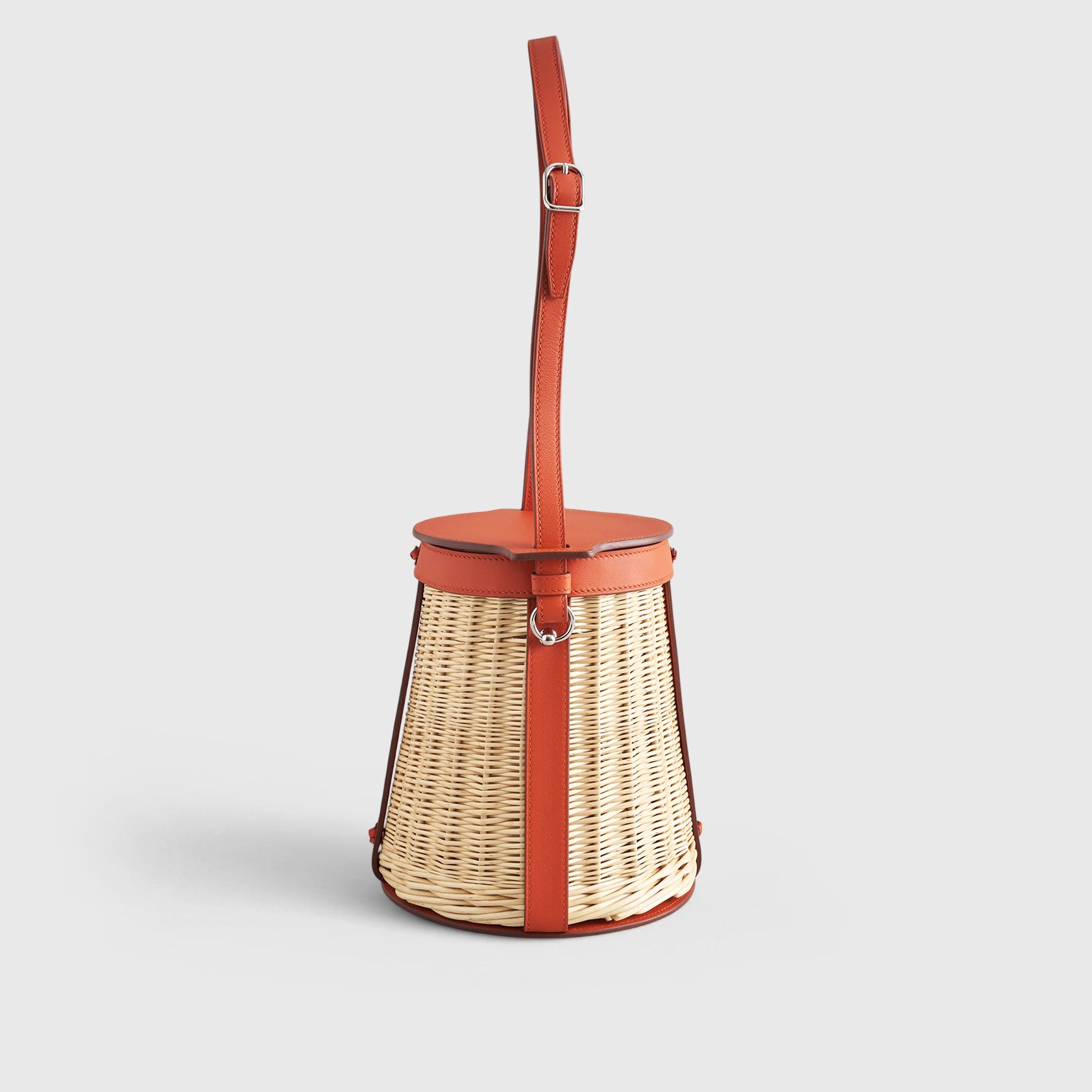 Hermès Farming Picnic Bag Wicker Natural / Terre Battue Palladium Hardware - eliteUSA