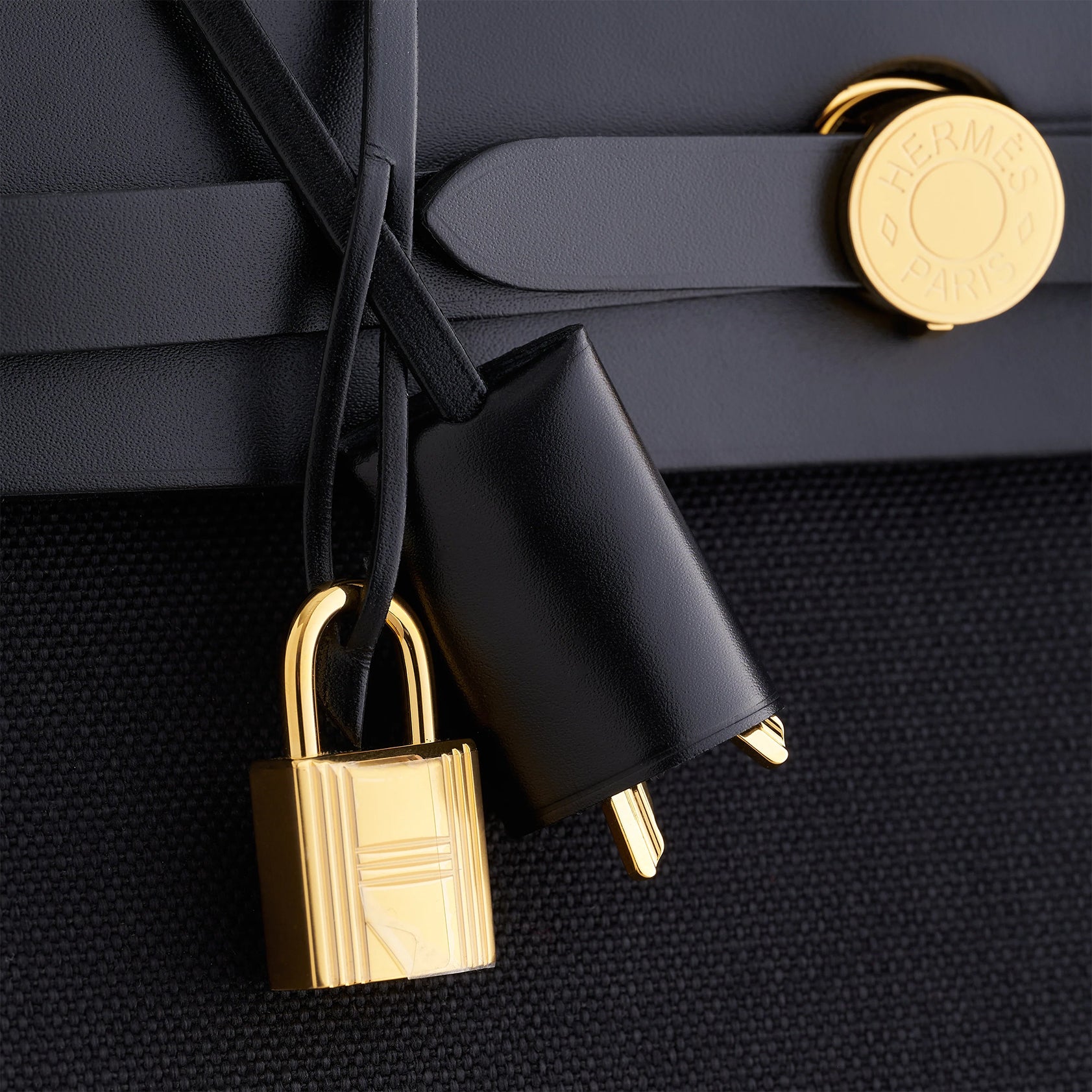Hermès Herbag Zip 31 Black/Black Retourne Gold Hardware - eliteUSA
