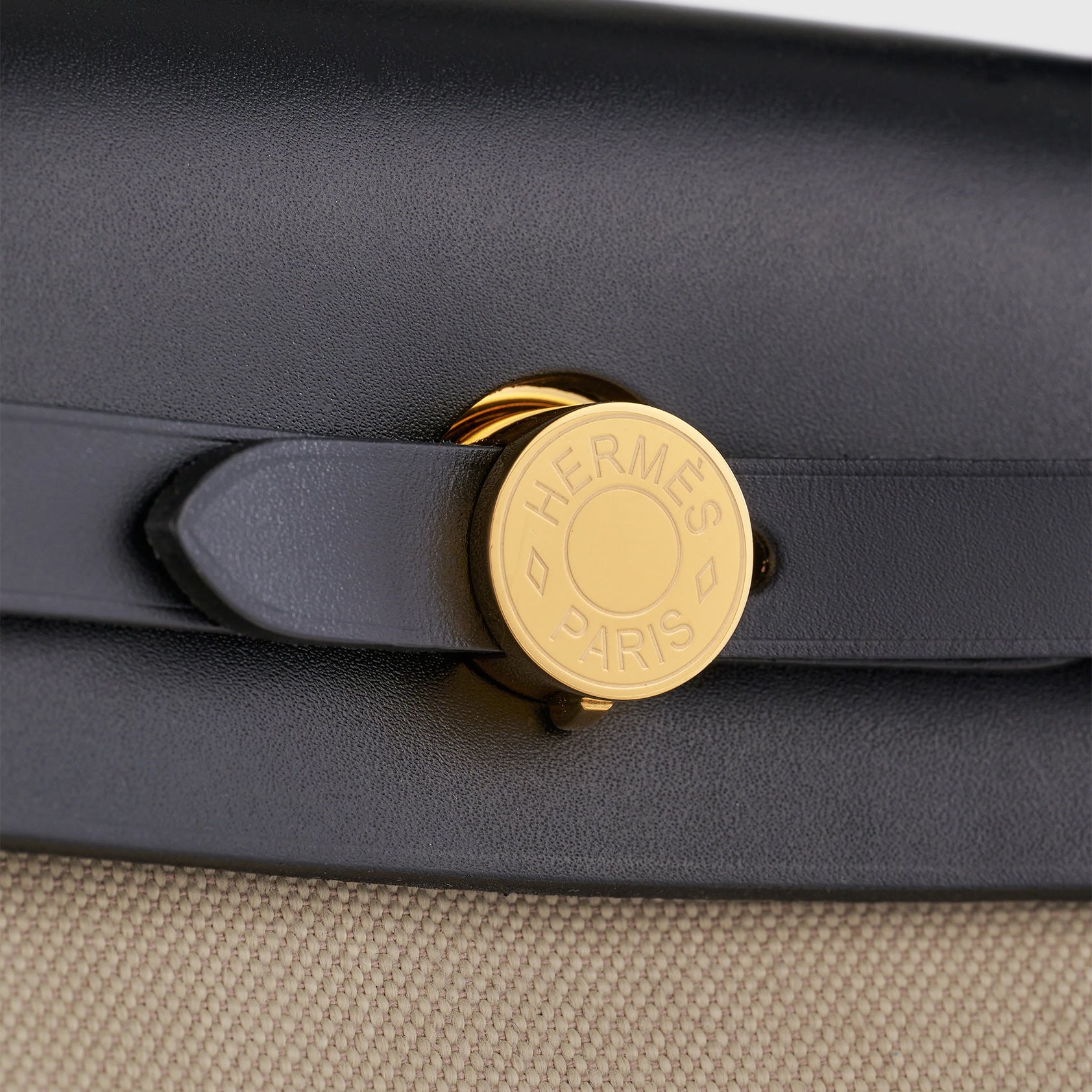 Hermès Herbag Zip 31 Toila Beton / Black Retourne Gold Hardware - eliteUSA