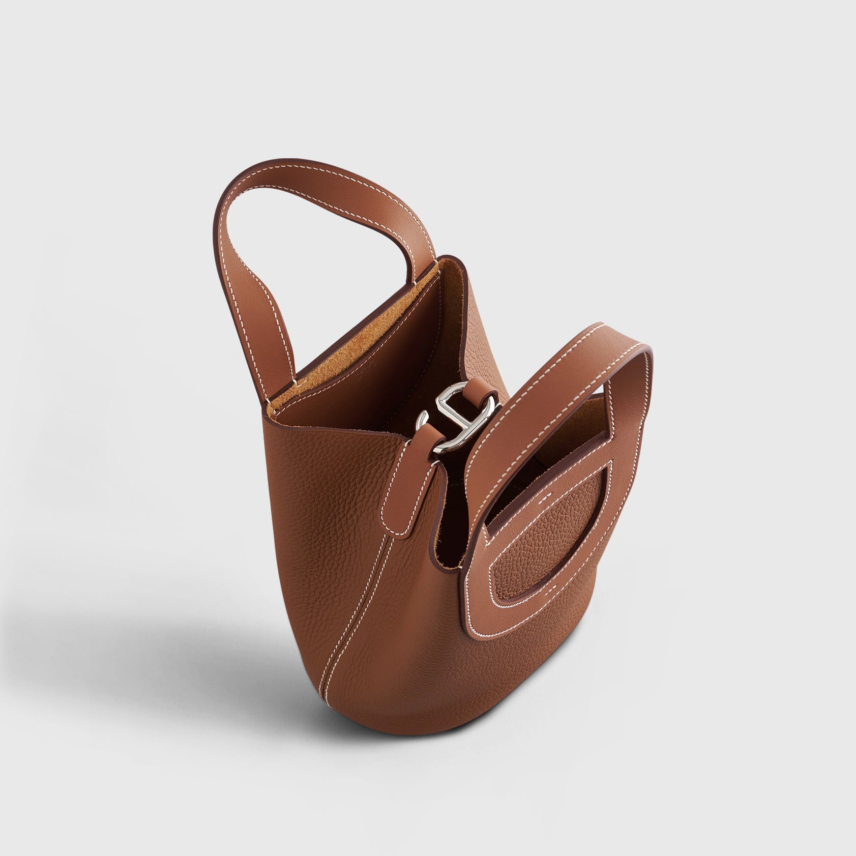 Hermès In-The-Loop Bag 18 Clemence, Swift Gold Palladium Hardware