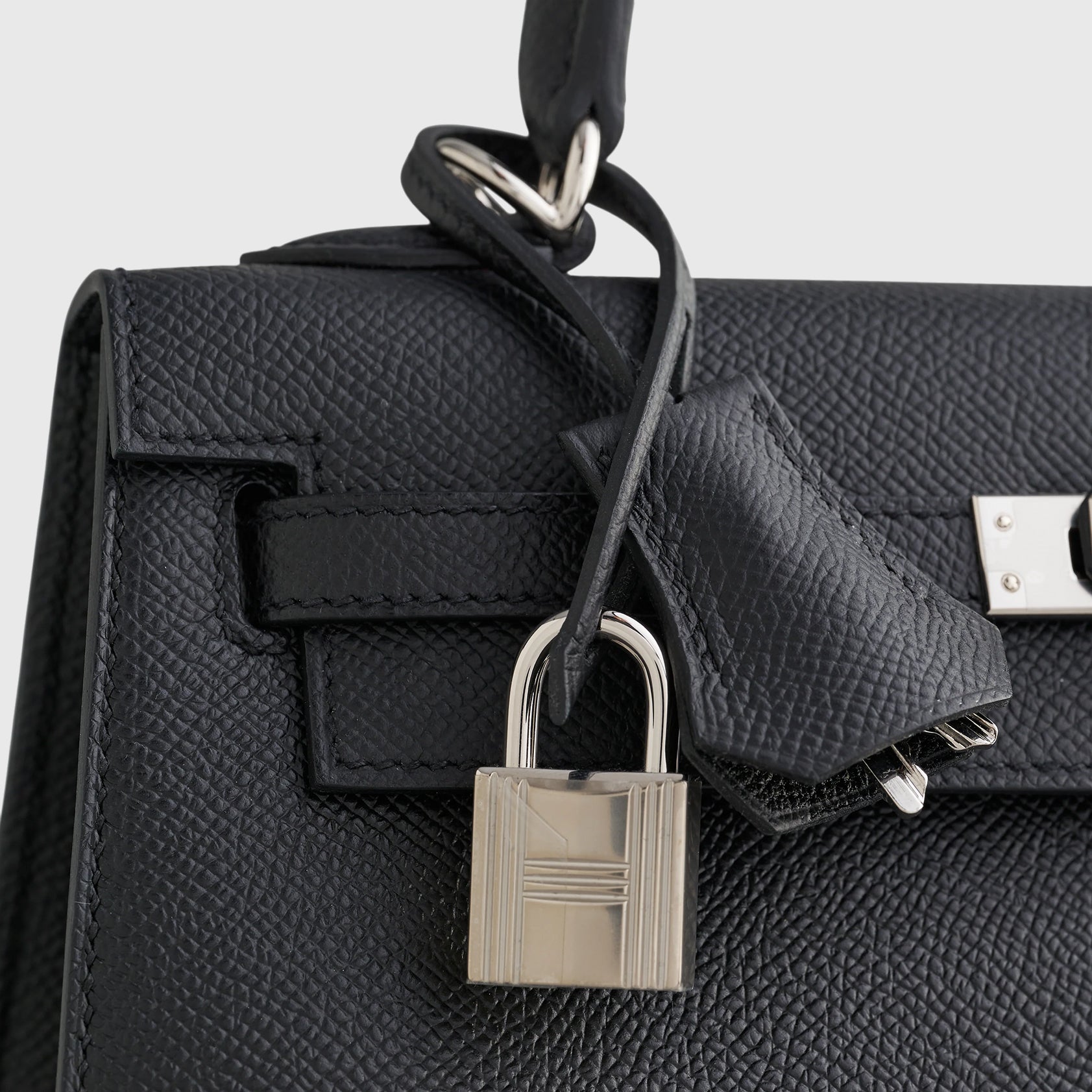 Hermès Kelly 25 Epsom Black Sellier Palladium Hardware