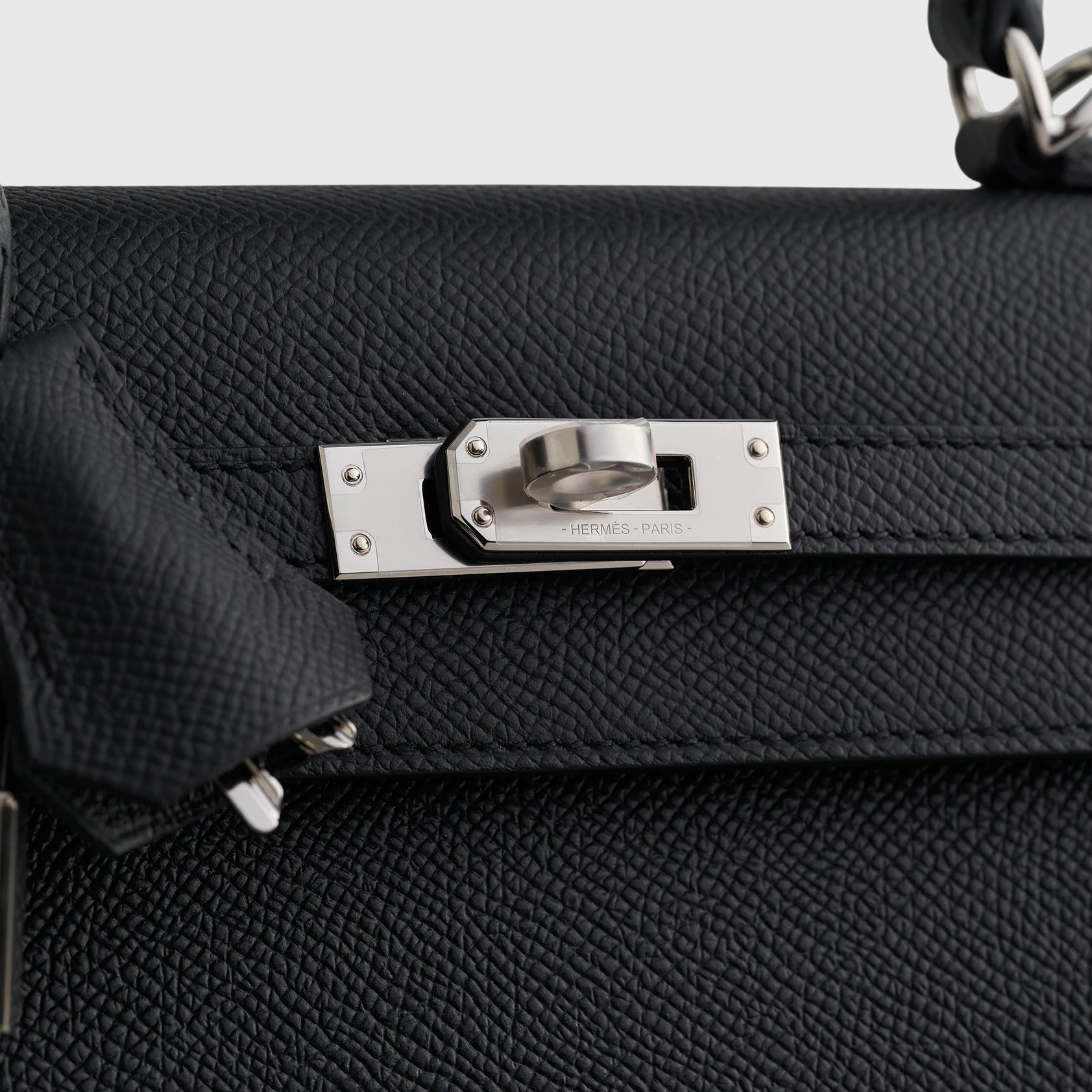 Hermès Kelly 25 Epsom Black Sellier Palladium Hardware