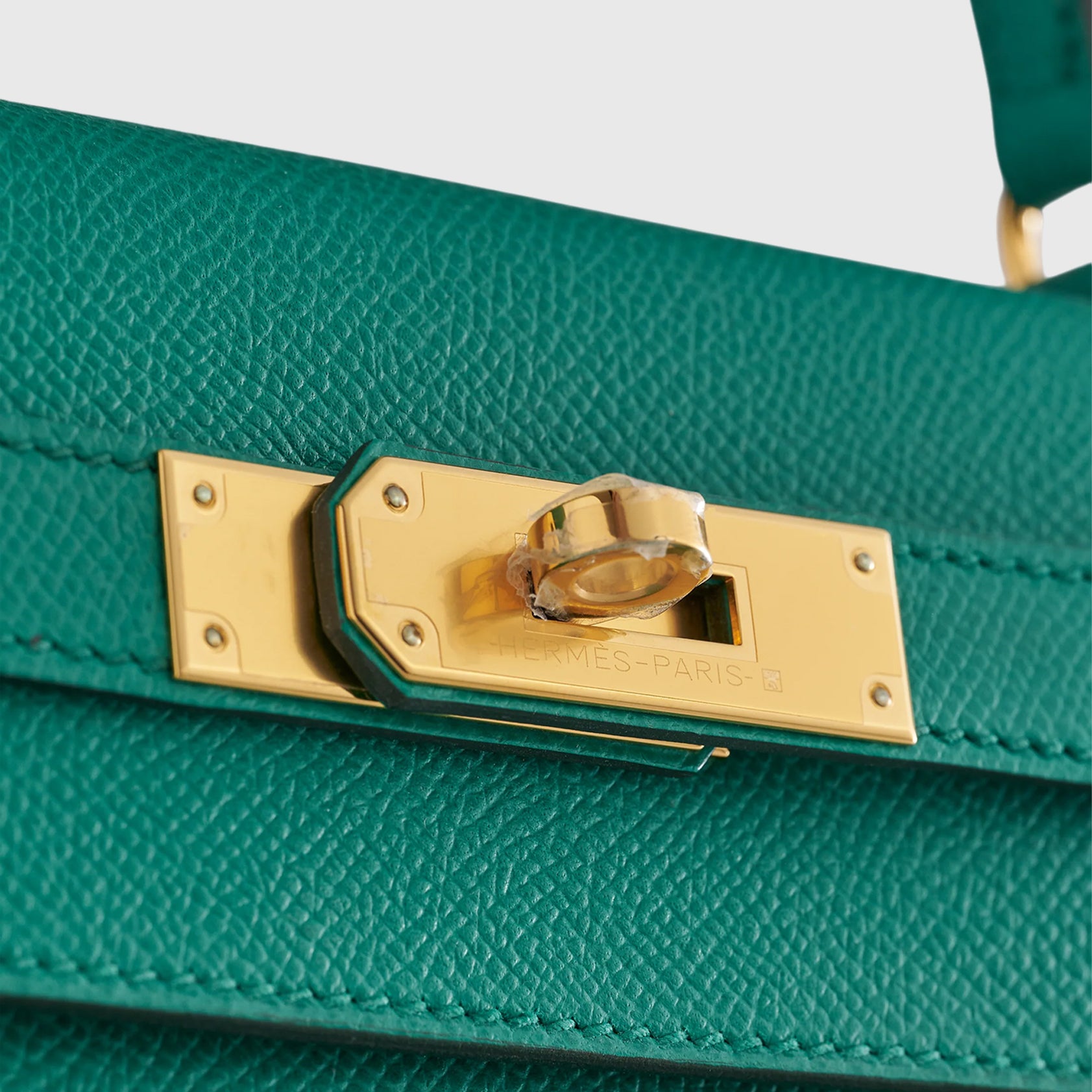 Hermès Kelly 28 Epsom Vert Jade Sellier Gold Hardware - eliteUSA