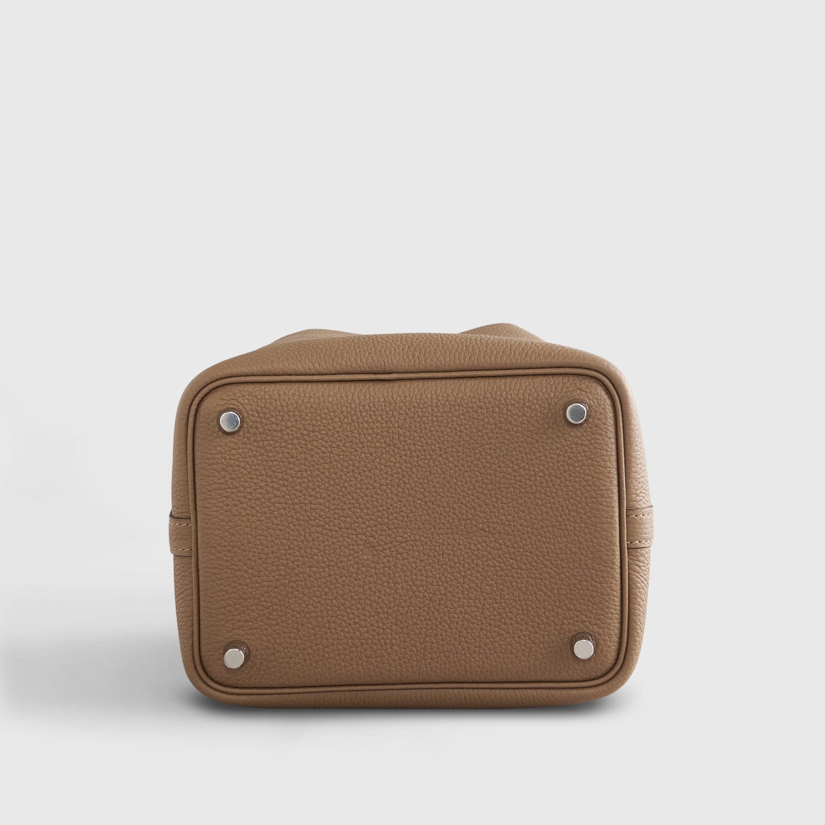 Hermès Picotin 18 Clemence Beige De Weimar Palladium Hardware - eliteUSA