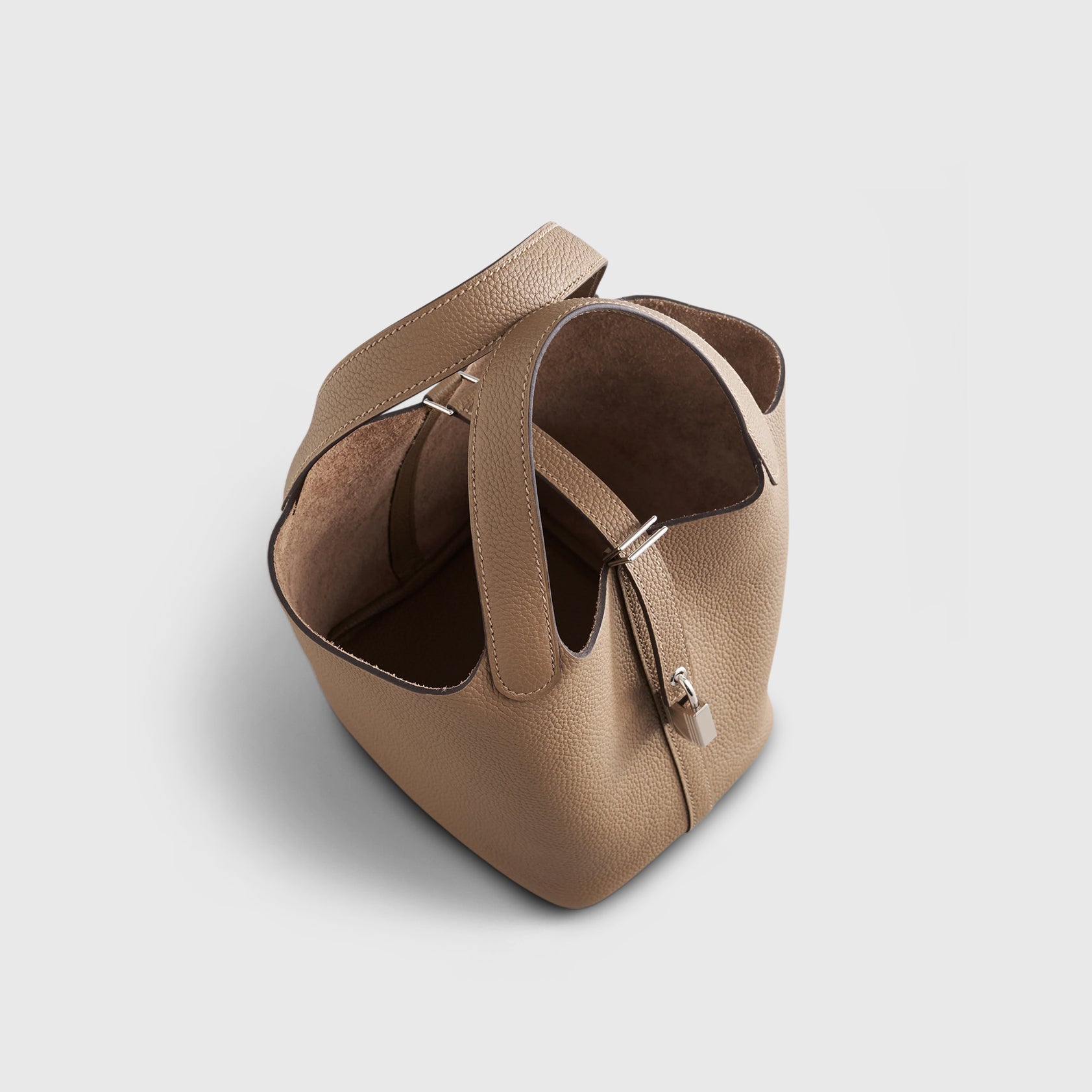 Hermès Picotin 18 Clemence Beige De Weimar Palladium Hardware - eliteUSA