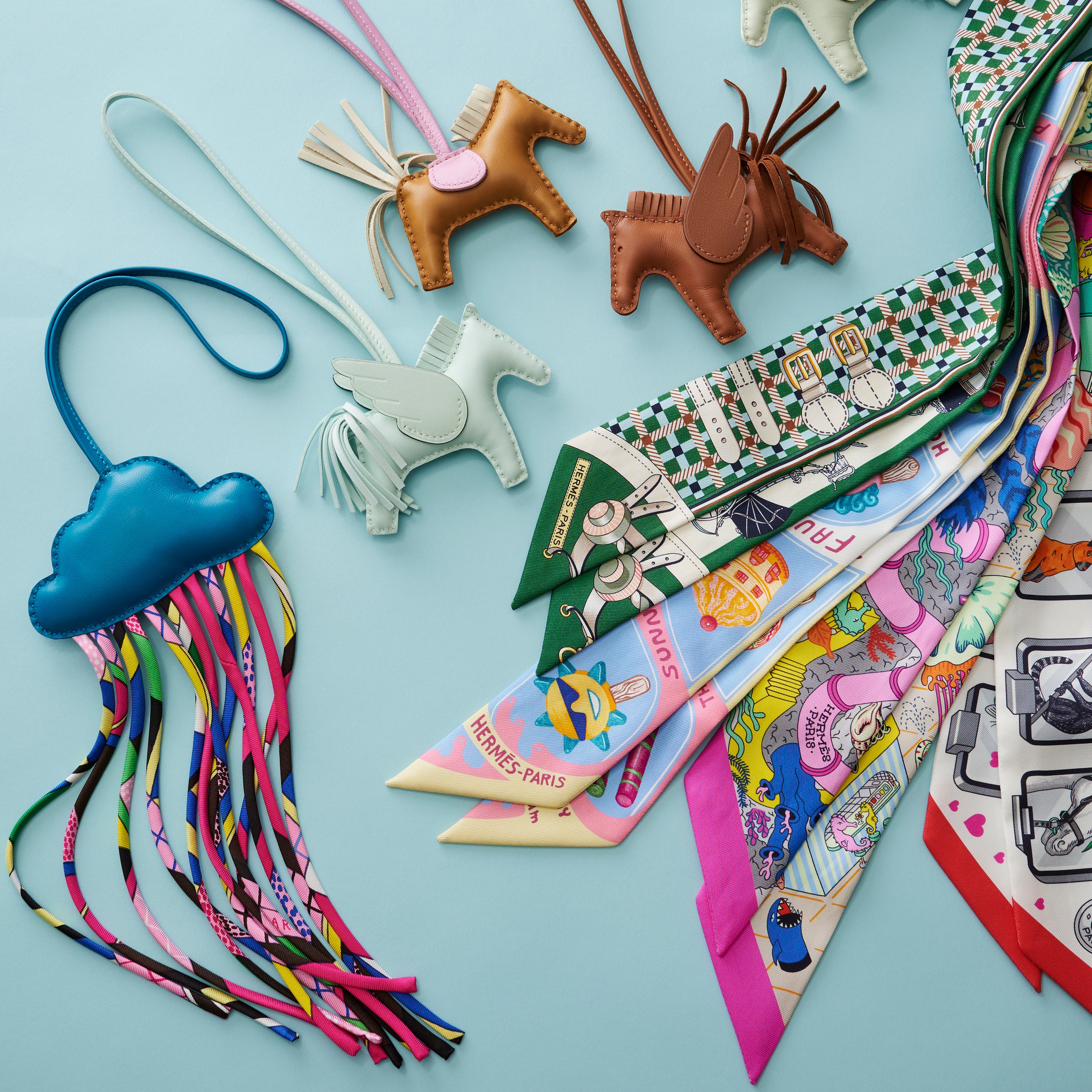 Premium Hermes Kelly accessories, the perfect complement to elevate your luxury handbag collection.