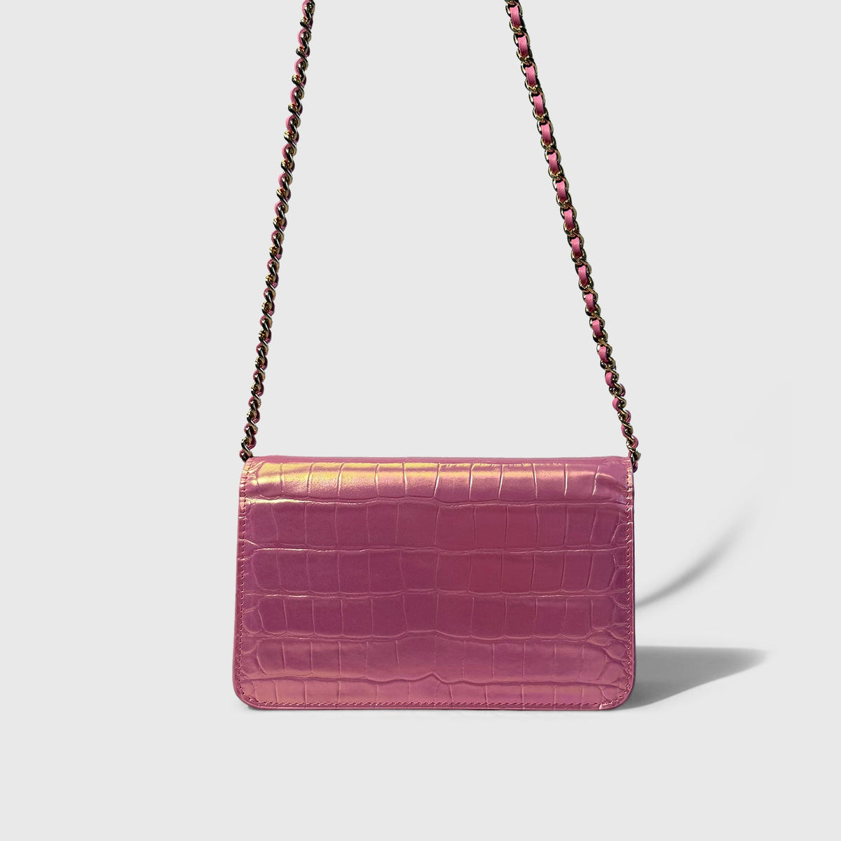 Chanel Wallet on Chain w/ Strap F/W '26 . Embossed Croc Iridescent pink