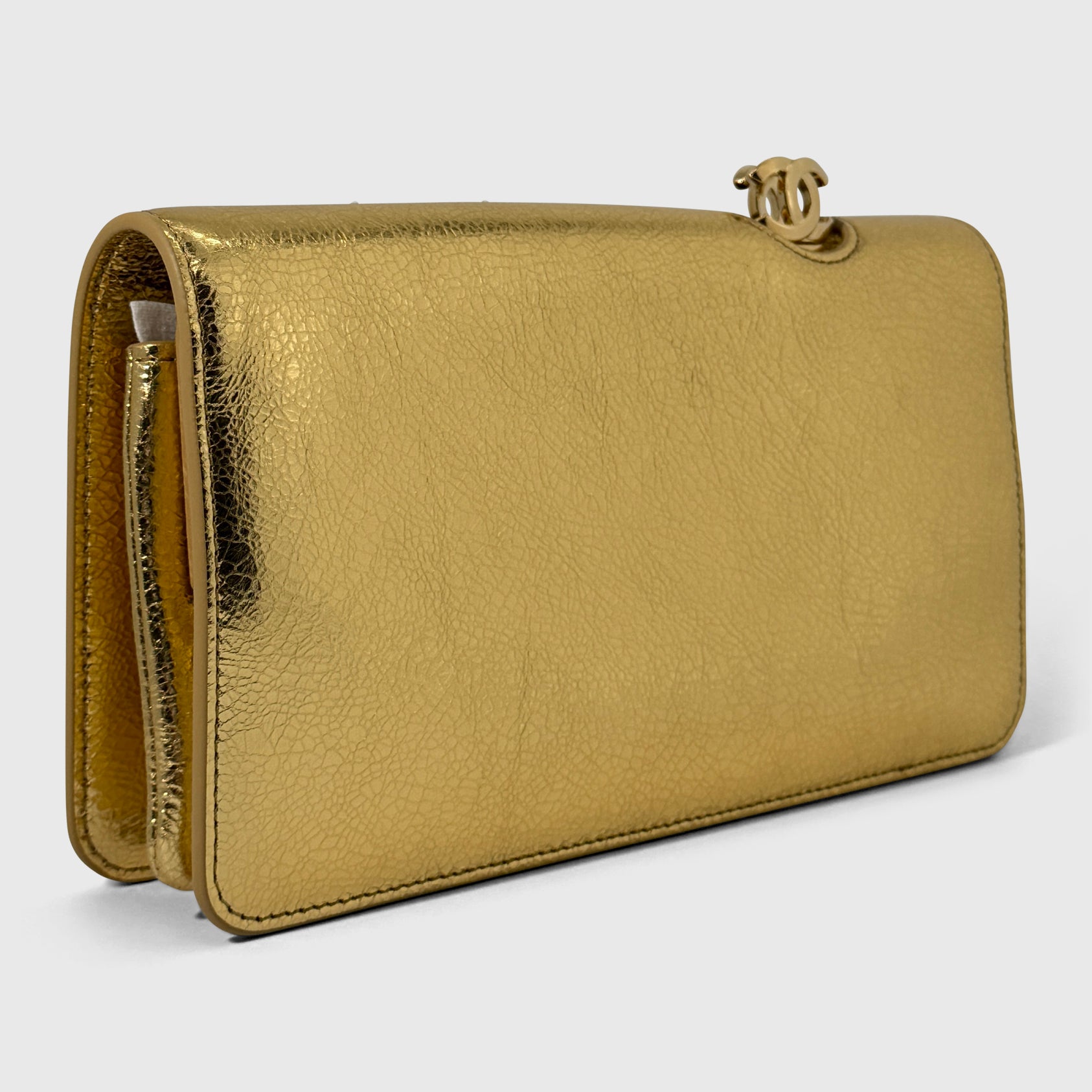 Chanel Clutch Lambskin Metallic Laminated Gold Gold Hardware