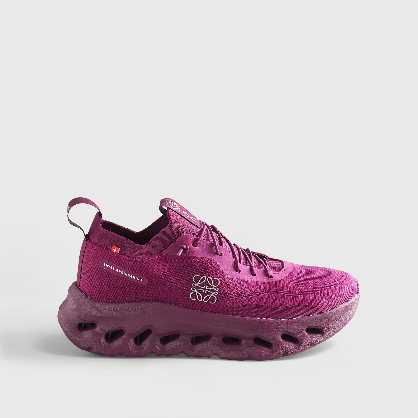 Loewe x ON Cloudtilt Sneaker Cherry
