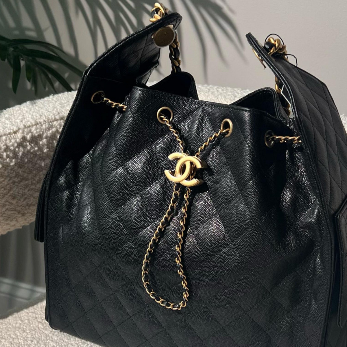 Chanel_25_Handbag_Iconic_Style