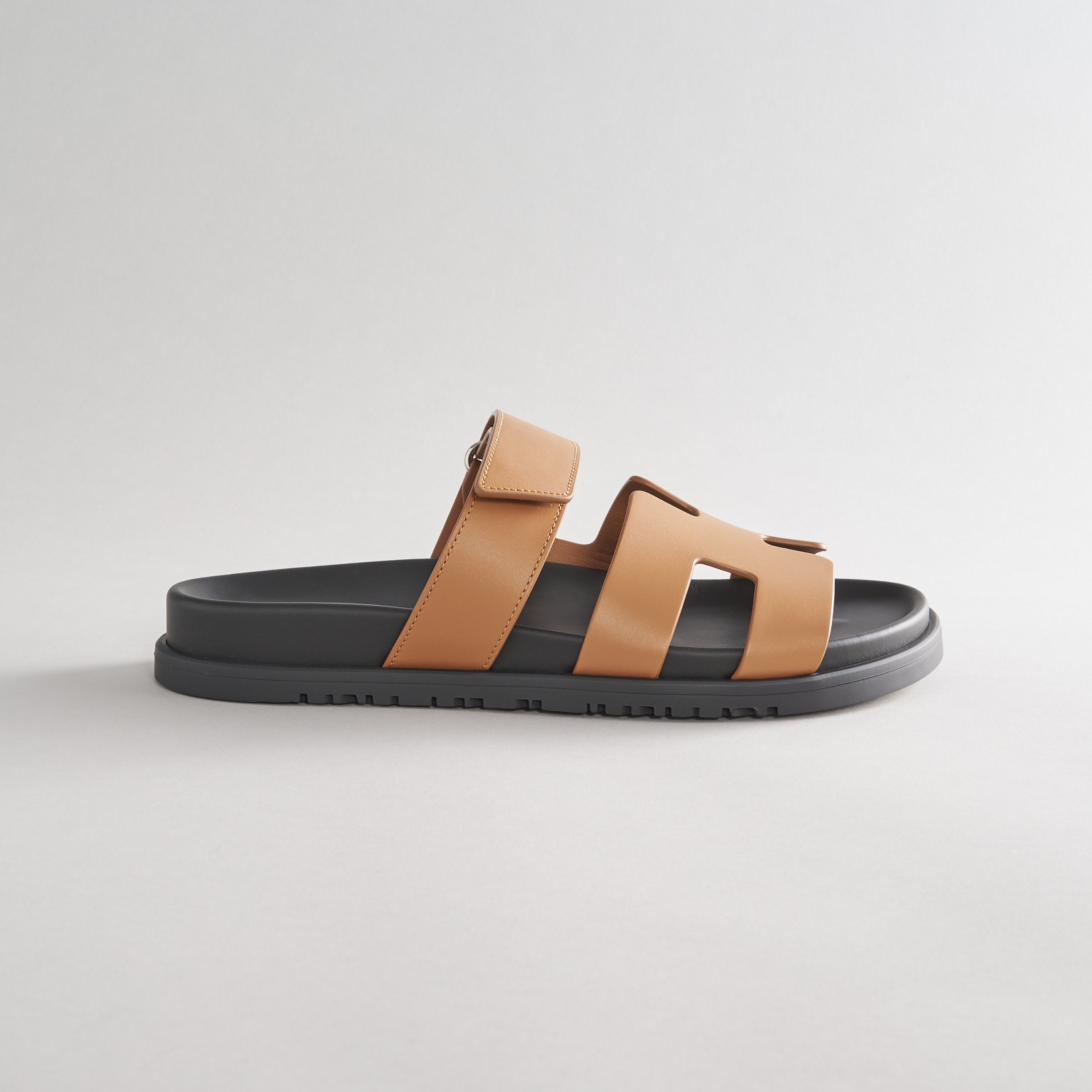 Hermès Chypre Sandals Calfskin Natural - eliteUSA 