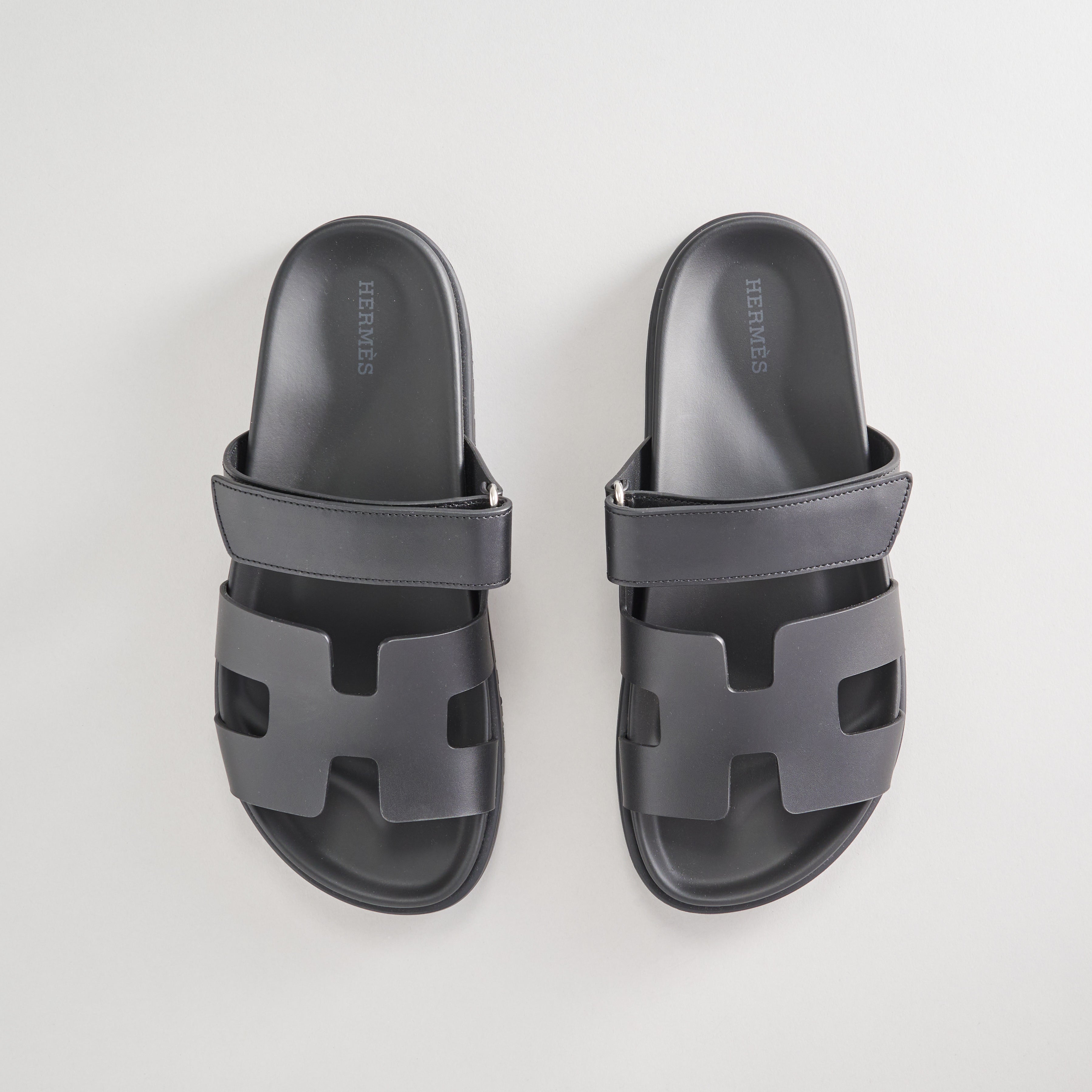 Hermès Chypre Sandals Black - eliteUSA 