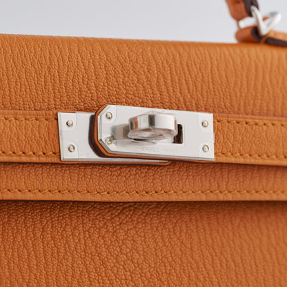 Hermès Kelly Mini Chevre Apricot/Cuivre Palladium Hardware Sellier