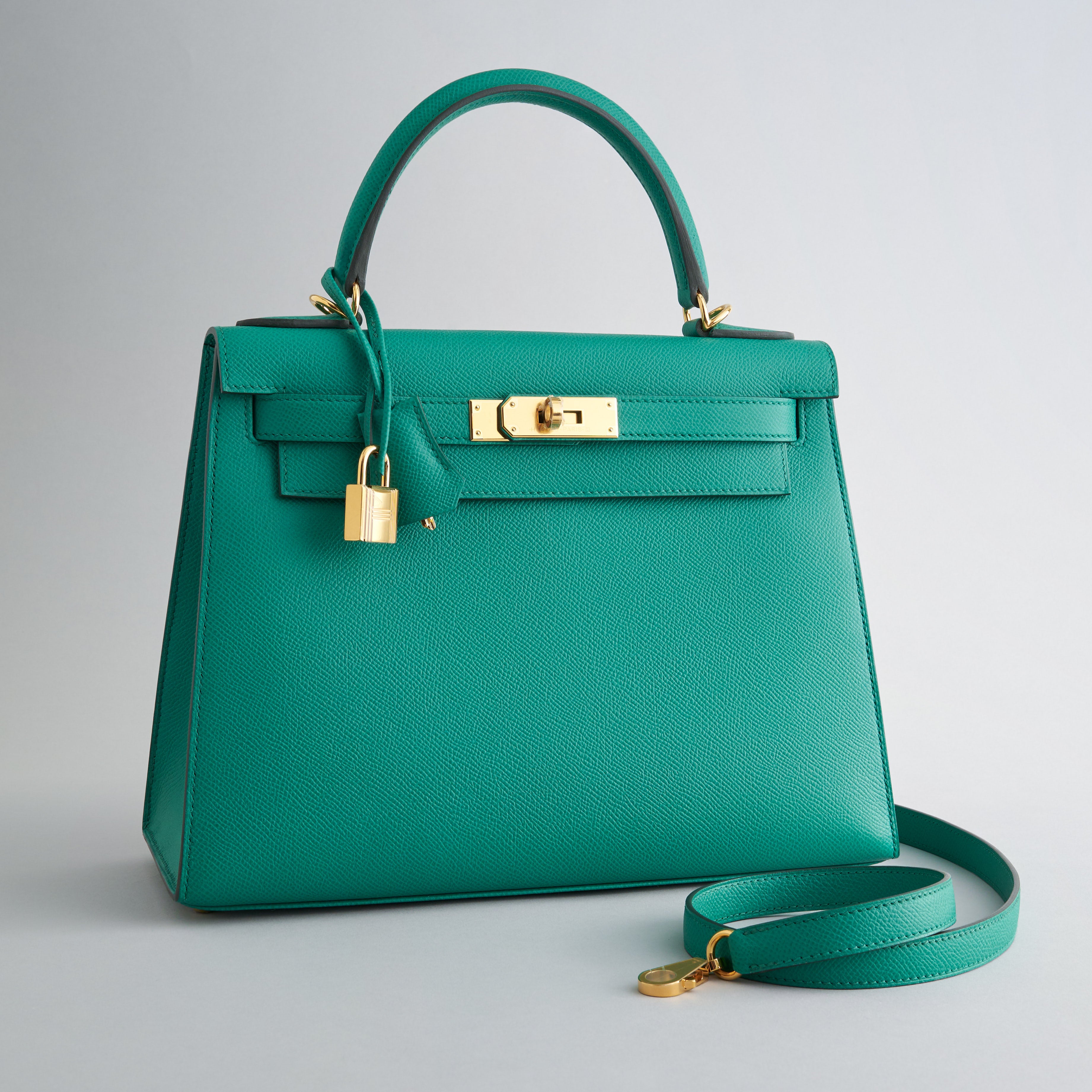 Hermès Kelly 28 Epsom Vert Jade Sellier Gold Hardware