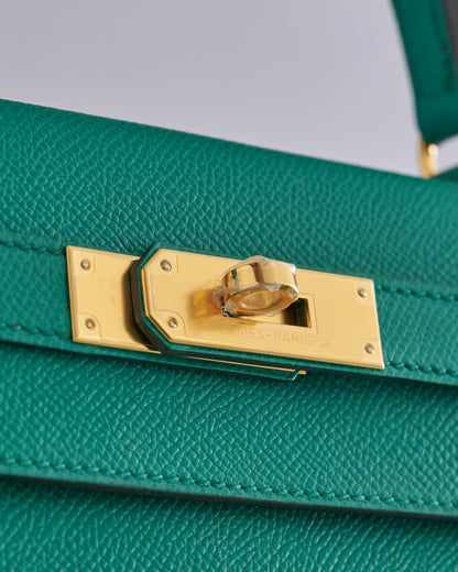 Hermès Kelly 28 Epsom Vert Jade Gold Hardware Sellier