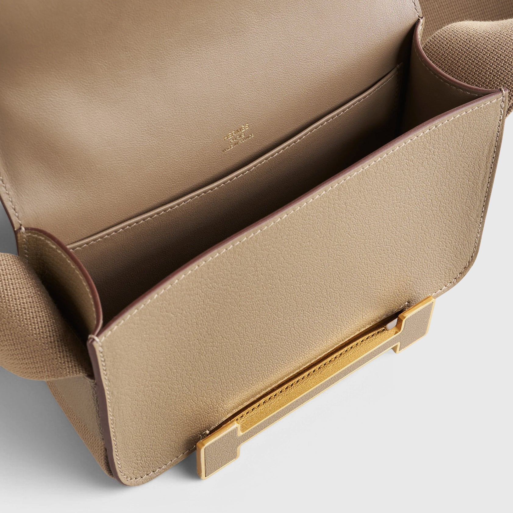 Hermès Geta Bag Chevre Etoupe Gold Hardware