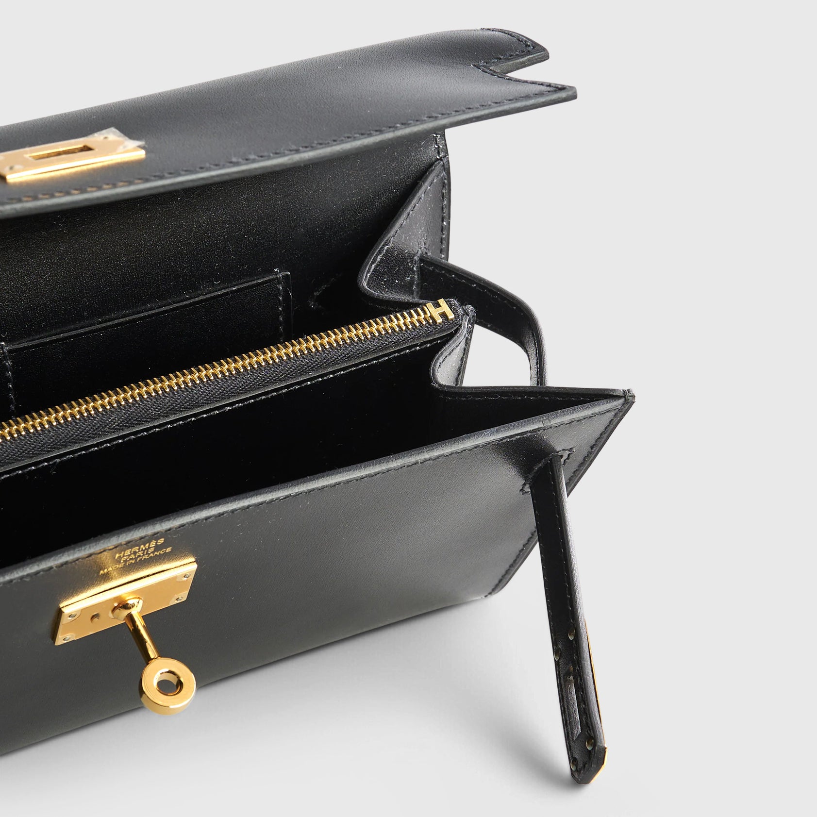 Hermès Kelly To Go Rock Black Gold Hardware