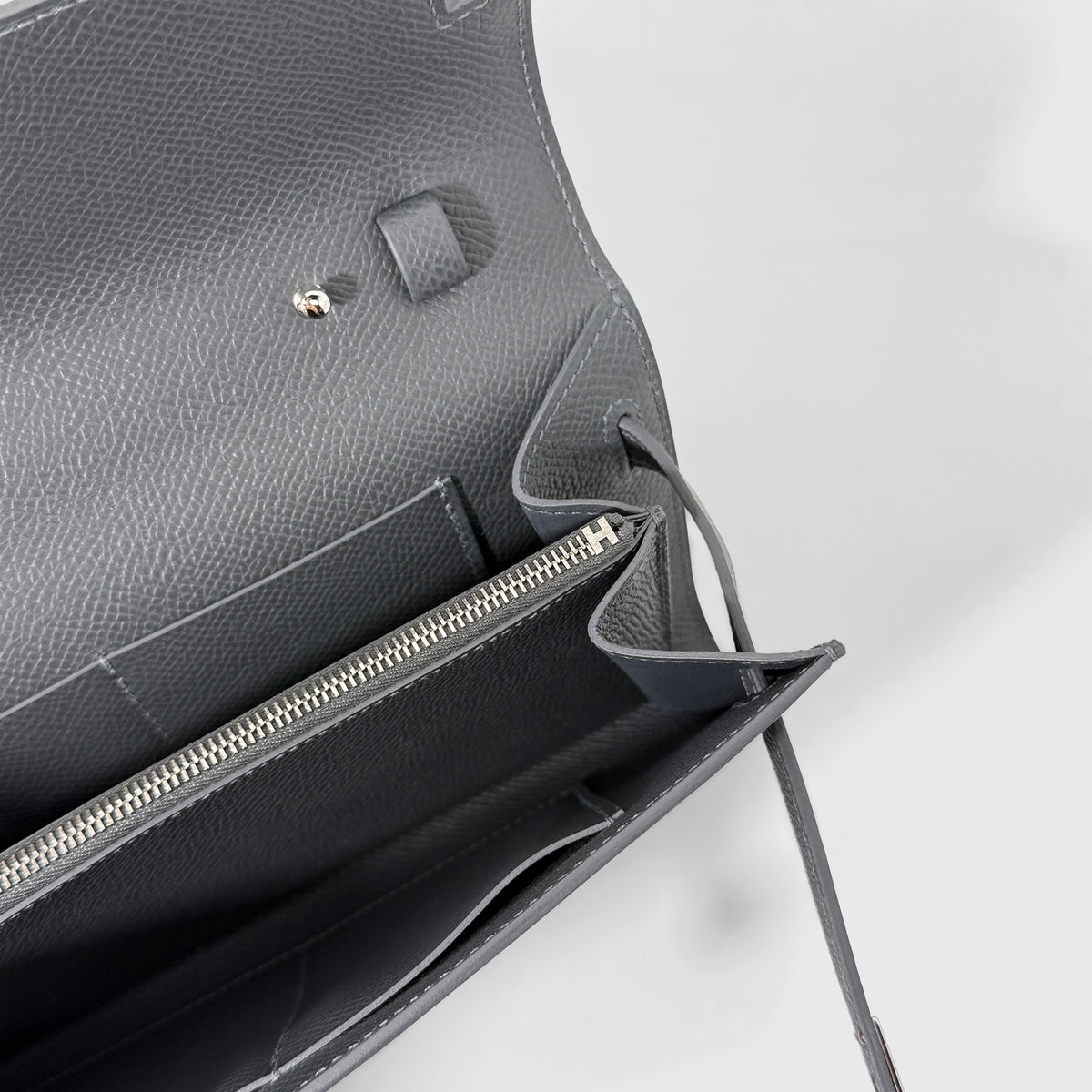 Hermès Kelly To Go Epsom Vert de Gris PHW