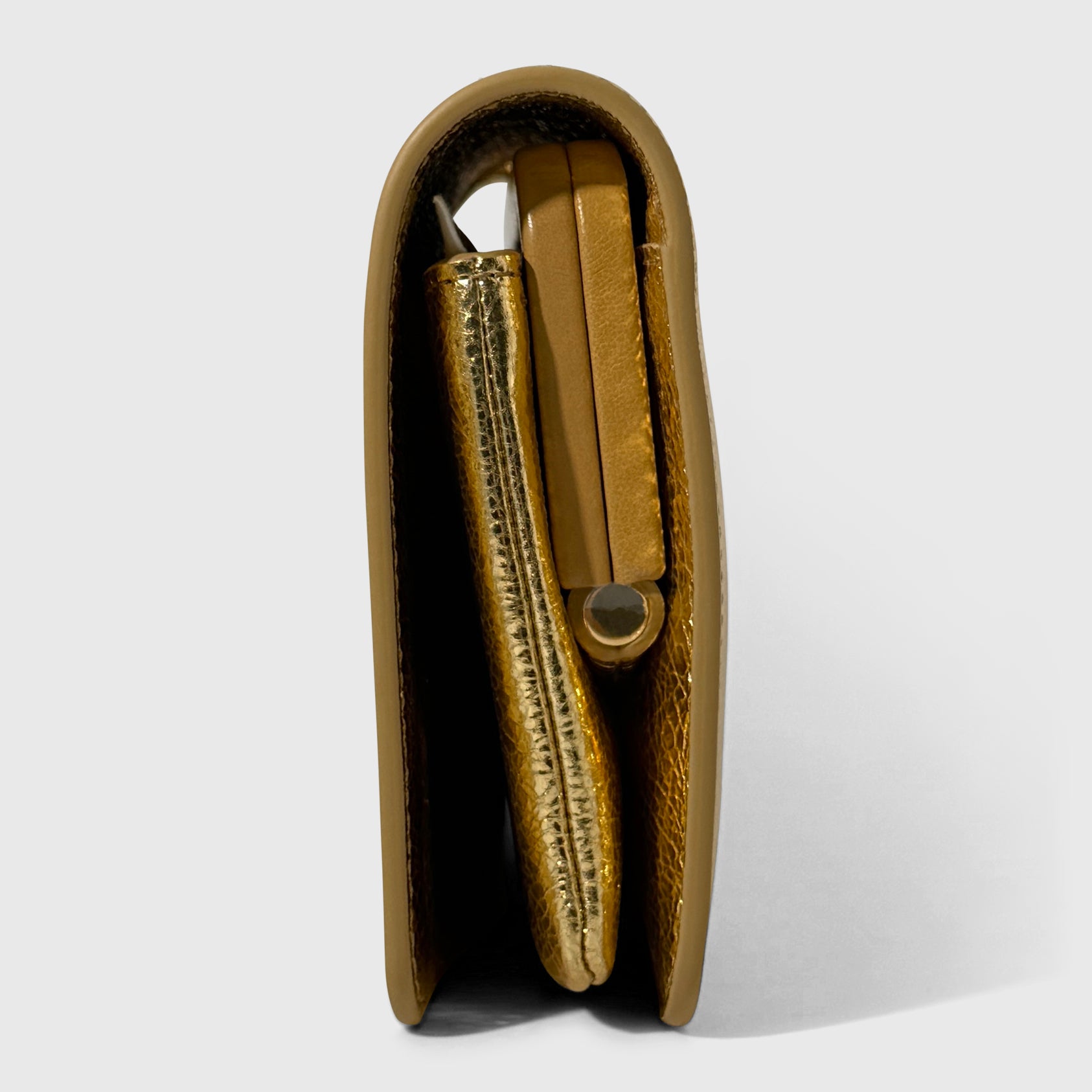 Chanel Clutch Lambskin Metallic Laminated Gold Gold Hardware