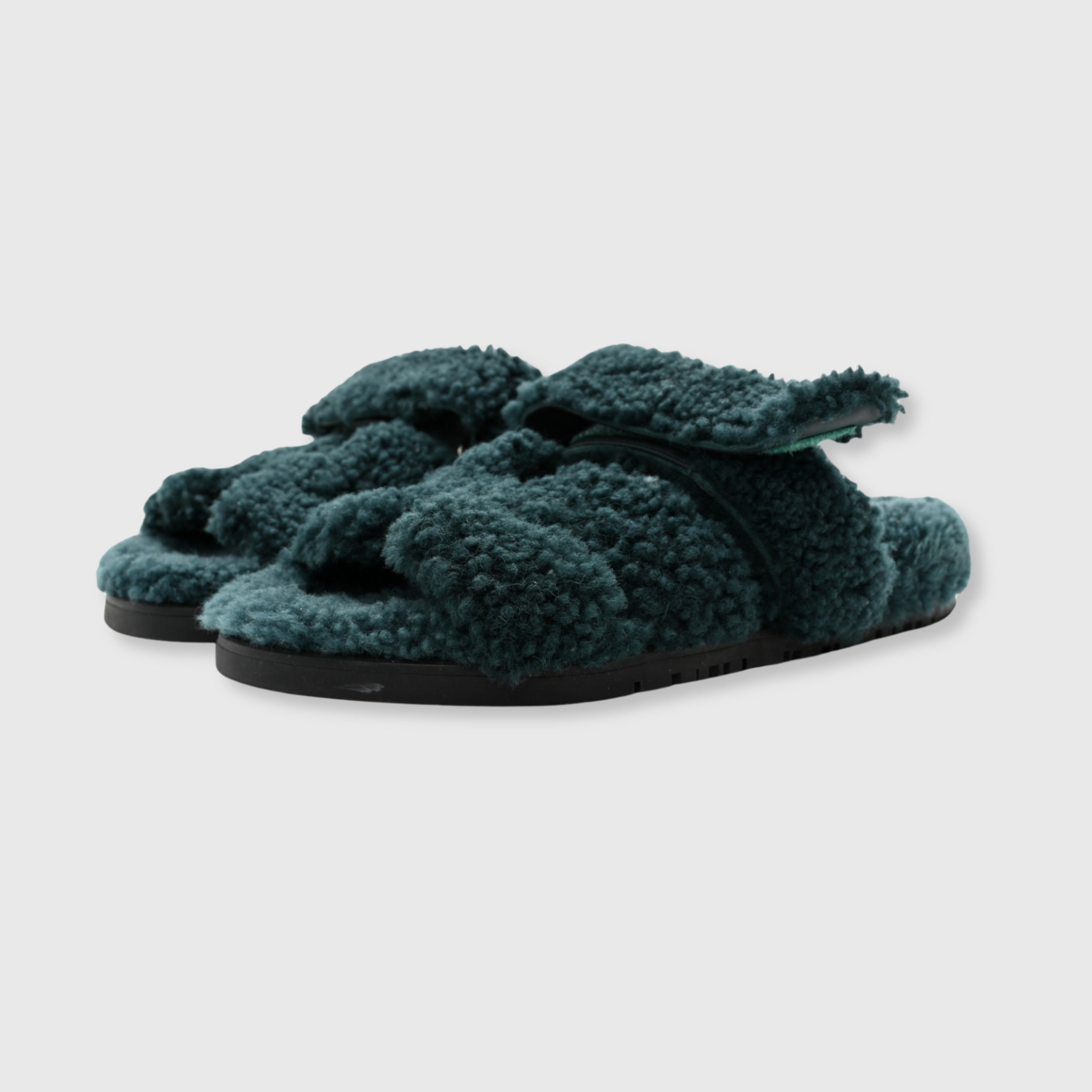 Hermès Chypre Sandals Shearling Vert Anglais - eliteUSA 